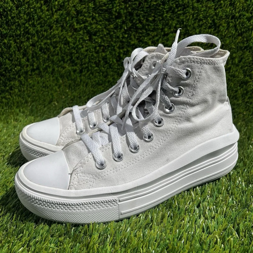 Converse Shoes Women Size 8 Chuck Taylor All Star Move White Athletic Sneakers